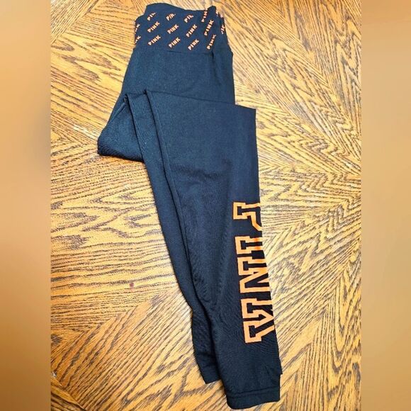 PINK Victoria's Secret Pants - Legging for women. Brand: Pink